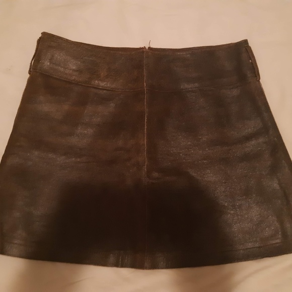 Distressed Genuine leather mini skirt- AnneX - Picture 3 of 7